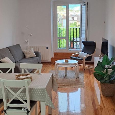Erdizka, Centrico Apartamento Turistico Con La Mejor Vista Plaza De Los Fueros Estella Exterior photo